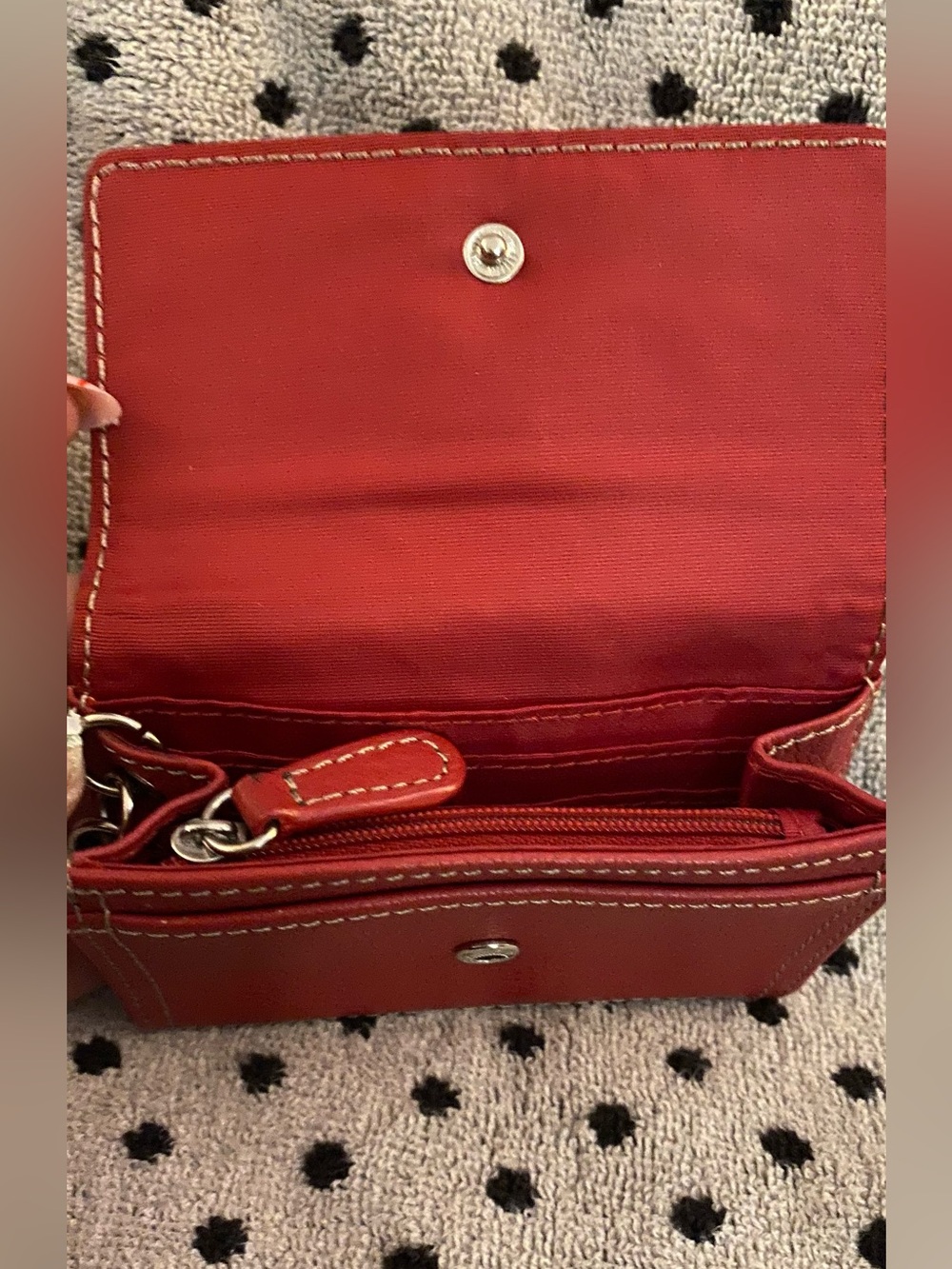 Tignanello Red Pebbled Leather Wallet with Logo Plaque - Picture 3 of 3